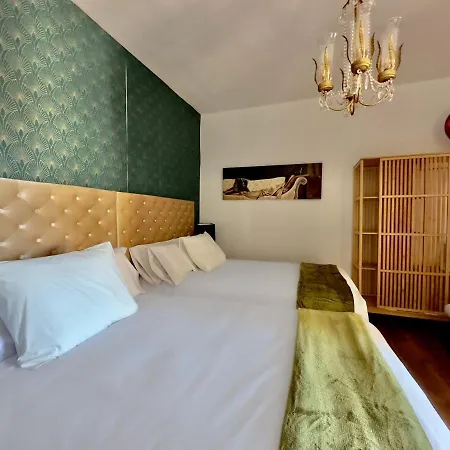 Libelle Andalusian Hideaway C